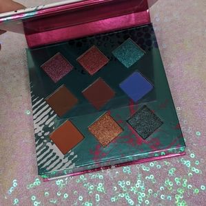 Living in color palette